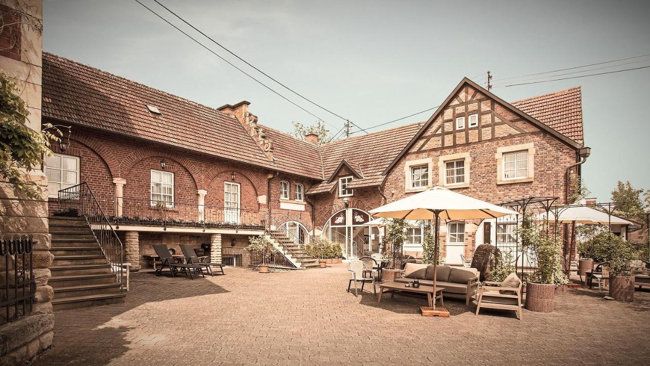 Landhotel Sonnenhof Siebeldingen ภายนอก รูปภาพ