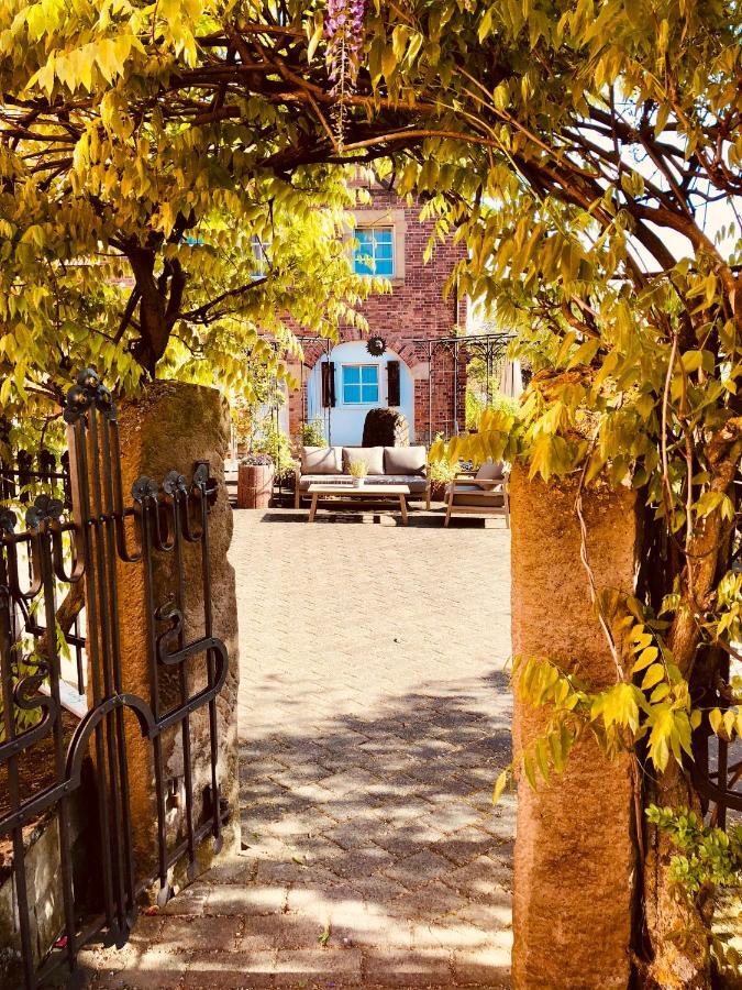 Landhotel Sonnenhof Siebeldingen ภายนอก รูปภาพ